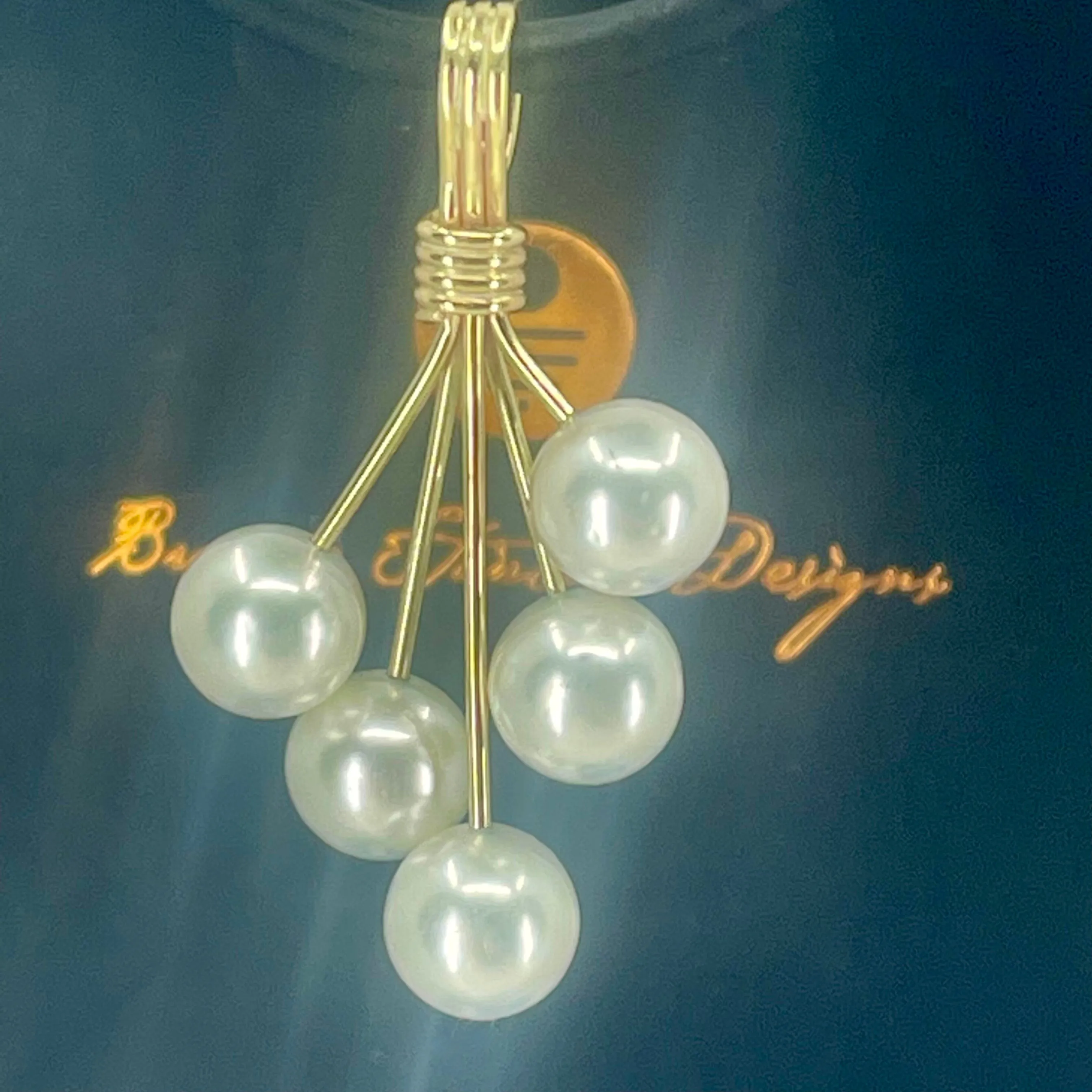Broome South Sea Cluster Pearl Pendant