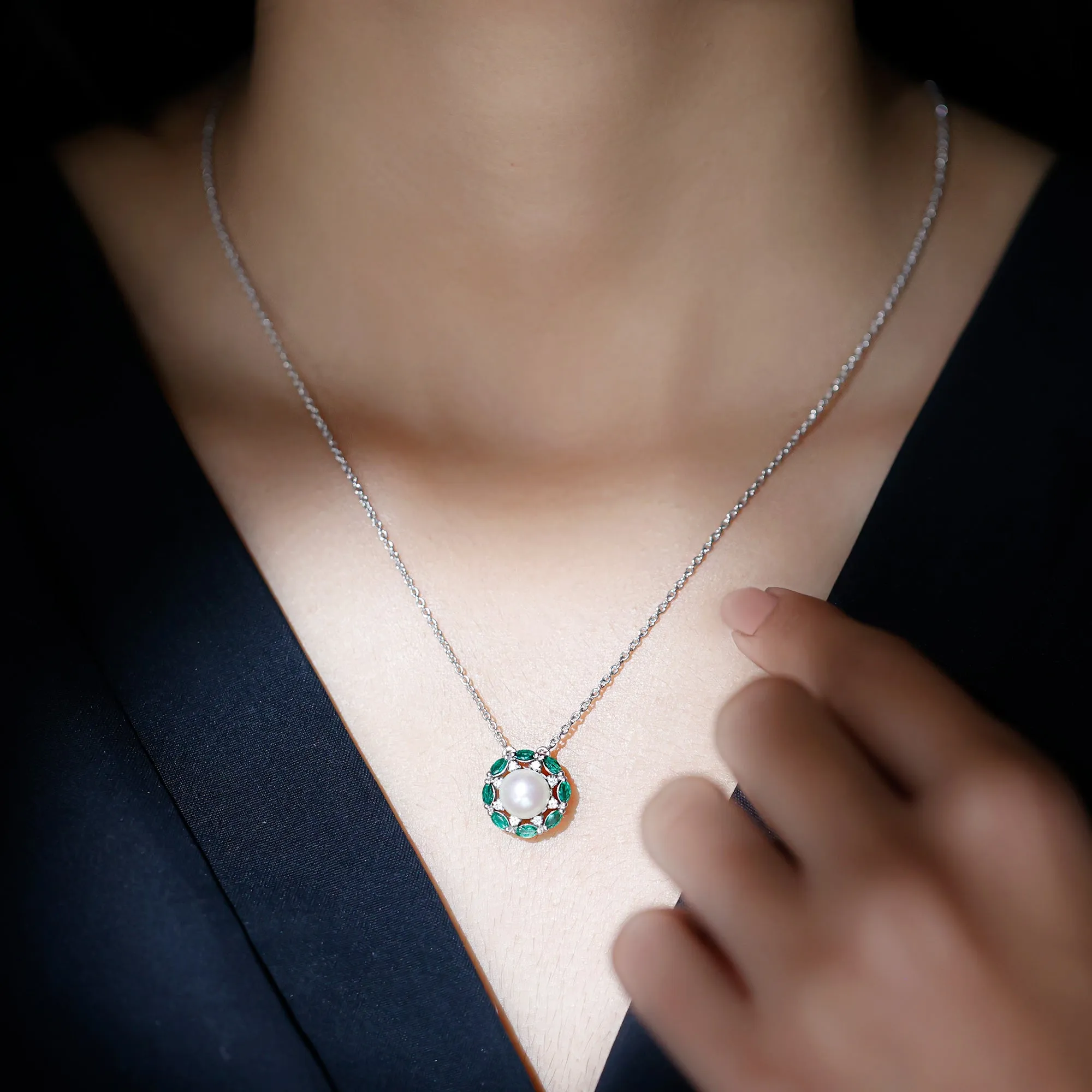 Freshwater Pearl Floral Pendant Necklace with Emerald