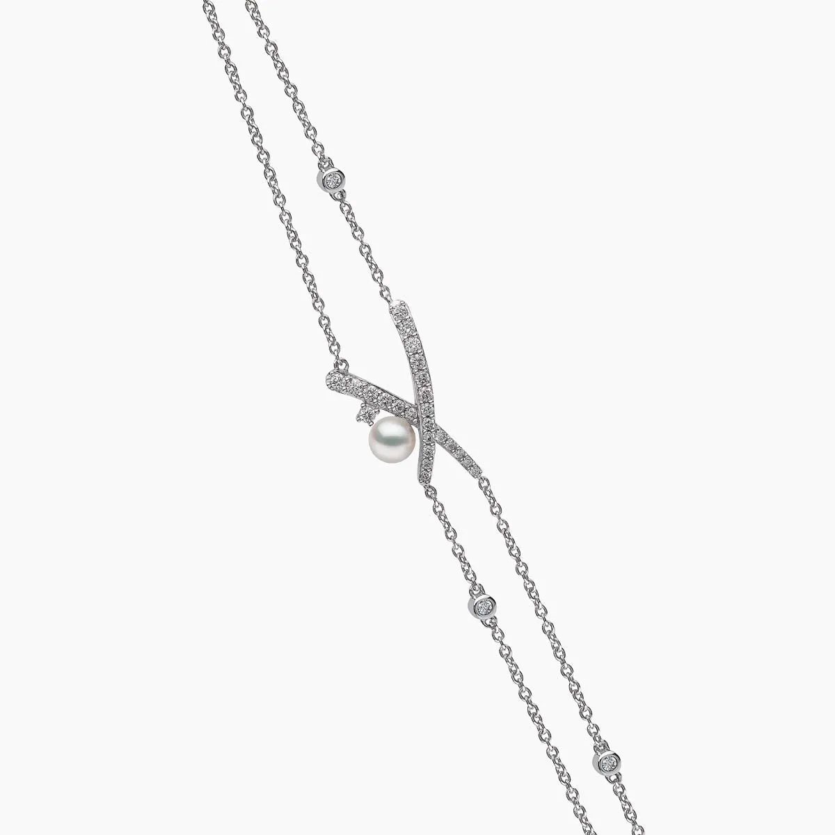 Sleek 18K Gold Pearl and Diamond Cross Chain Bracelet
