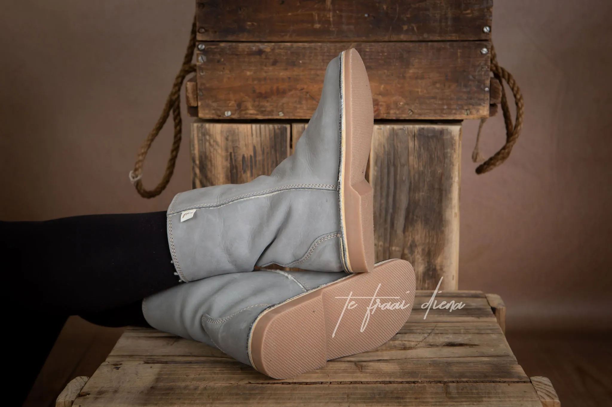 Stella - Stone Grey