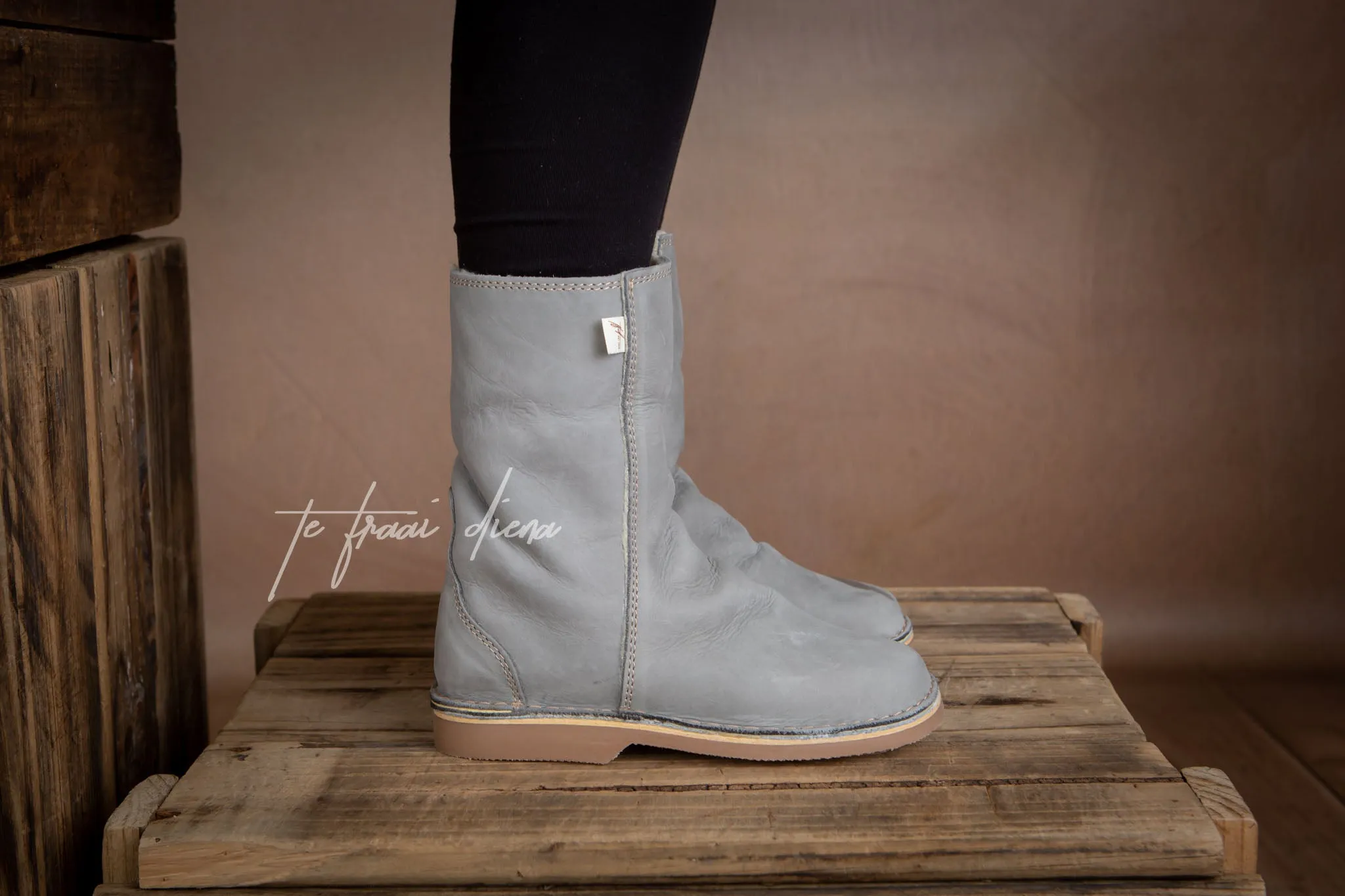 Stella - Stone Grey