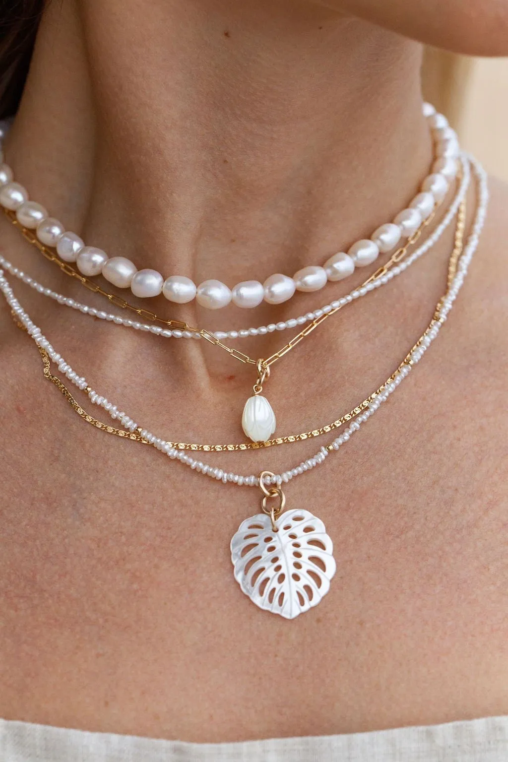 White Pearl Choker Necklace - Ala